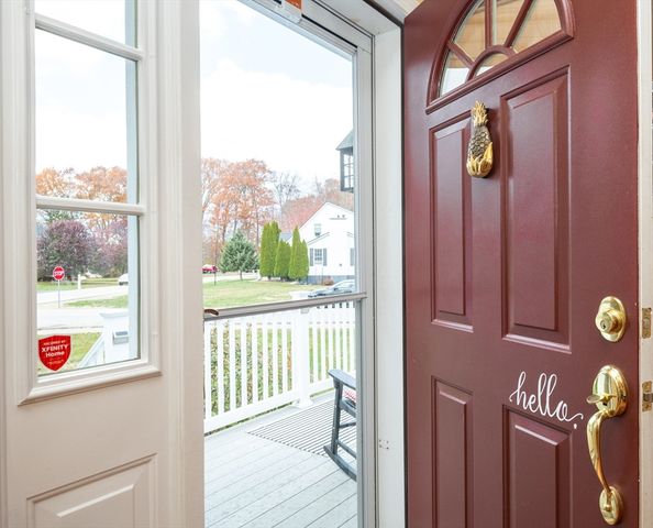 75 Border Winds Ave, Seabrook, NH 03874