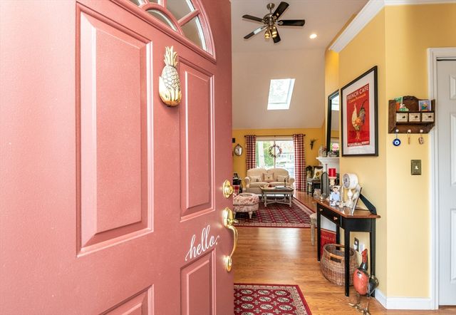 75 Border Winds Ave, Seabrook, NH 03874