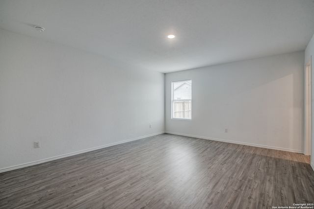 2406 Double Oak Dr, New Braunfels, TX 78130