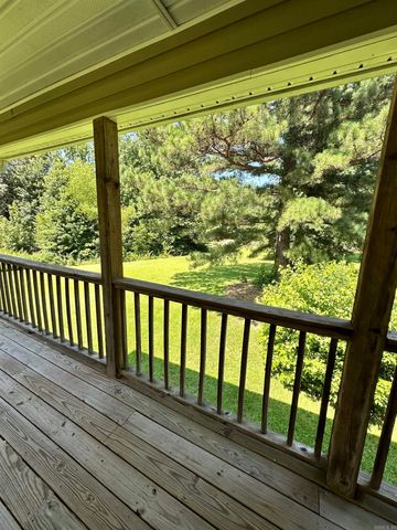 5976 Cord Road, Newark, AR 72562