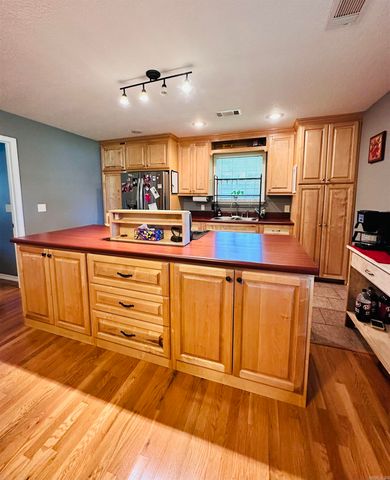 5976 Cord Road, Newark, AR 72562