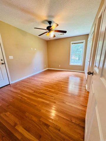 5976 Cord Road, Newark, AR 72562