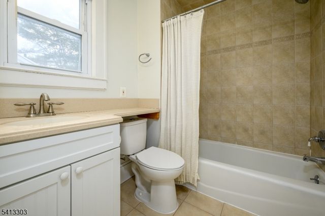 29 S Mountain Rd, Millburn Twp., NJ 07041