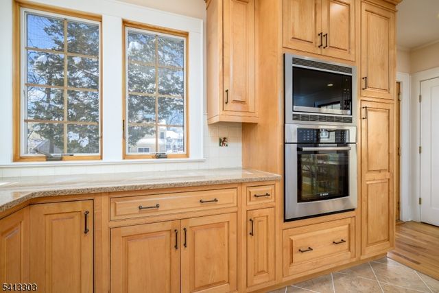 29 S Mountain Rd, Millburn Twp., NJ 07041