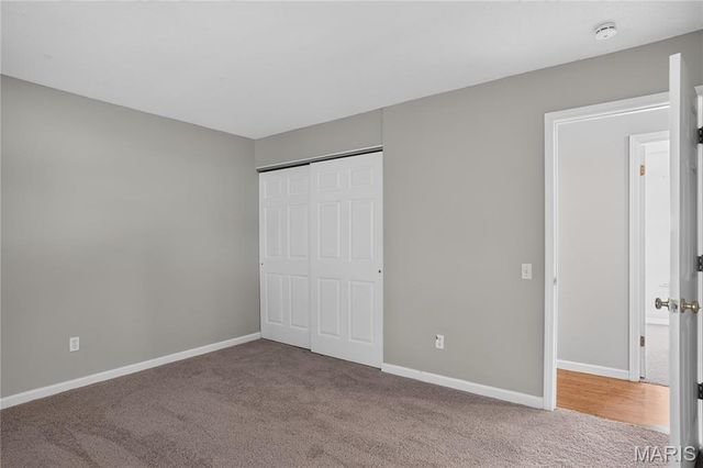 12071 El Camara Drive, Affton, MO 63033