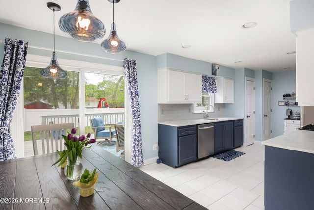 305 Jefferson Court, Brick, NJ 08724