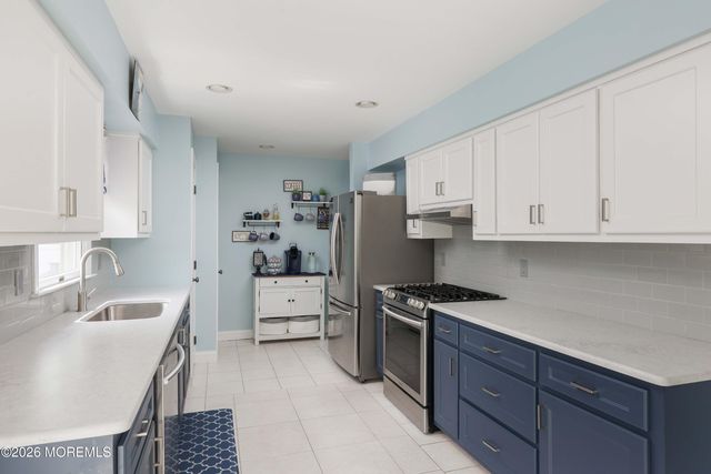 305 Jefferson Court, Brick, NJ 08724