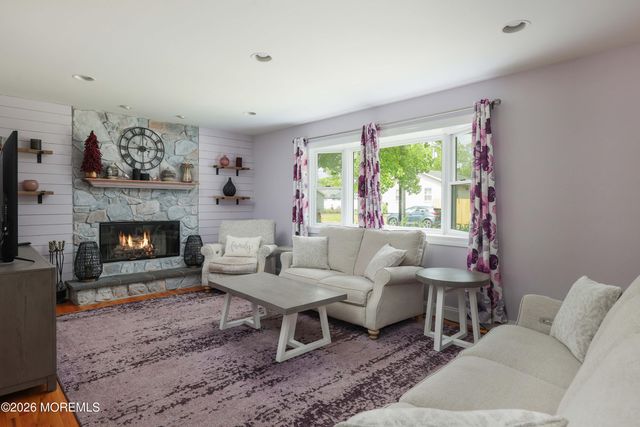 305 Jefferson Court, Brick, NJ 08724