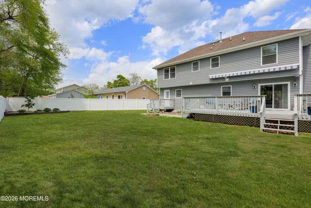 305 Jefferson Court, Brick, NJ 08724