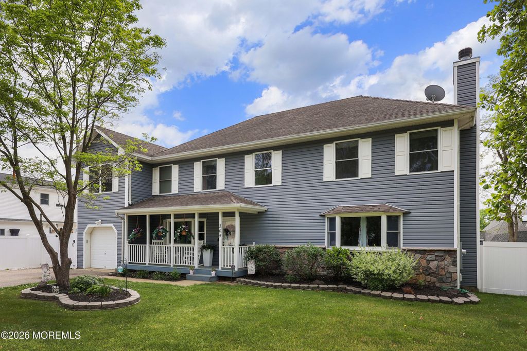 305 Jefferson Court, Brick, NJ 08724