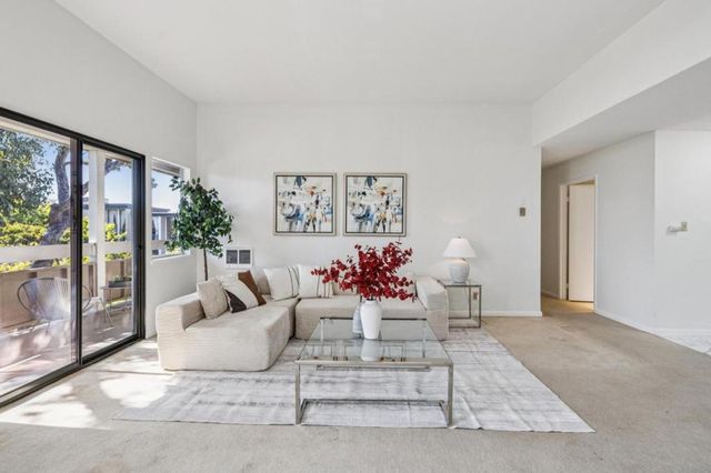 1061 Beach Park Boulevard 307, Foster City, CA 94404