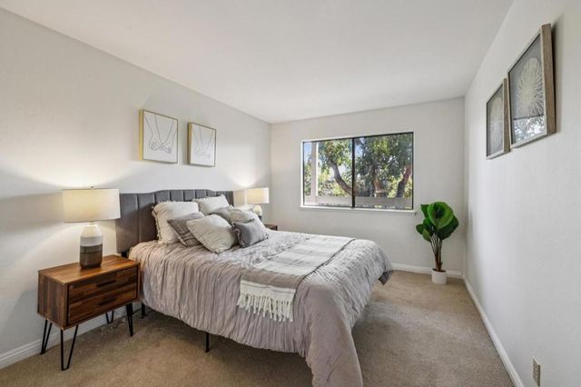 1061 Beach Park Boulevard 307, Foster City, CA 94404