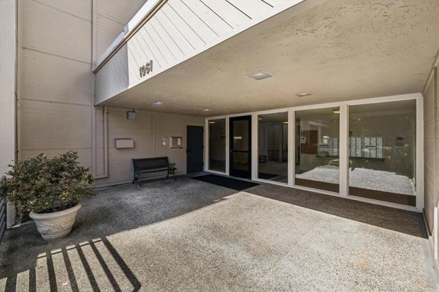 1061 Beach Park Boulevard 307, Foster City, CA 94404