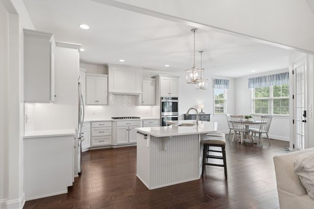1110 Luxborough Dr, Hendersonville, TN 37075