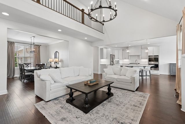 1110 Luxborough Dr, Hendersonville, TN 37075