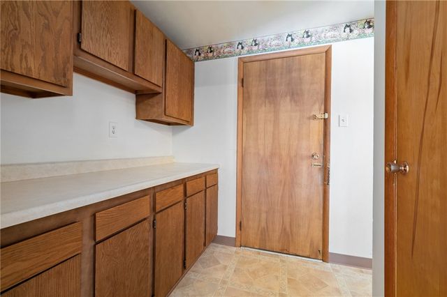 8551 Ridgemont Rd, Mccandless, PA 15237