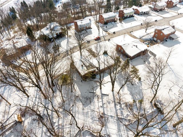 8551 Ridgemont Rd, Mccandless, PA 15237