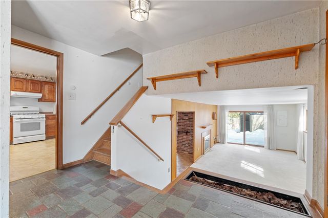 8551 Ridgemont Rd, Mccandless, PA 15237