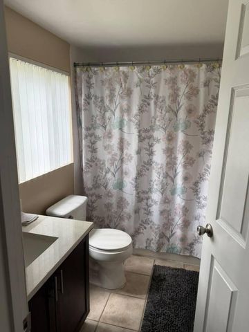 4163 N Haverhill Road 1205, West Palm Beach, FL 33417