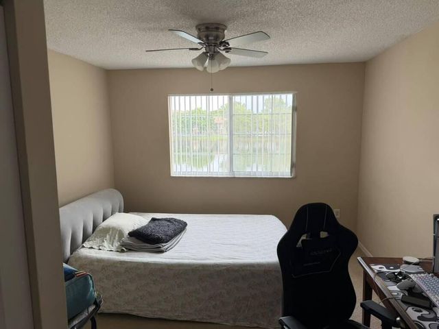 4163 N Haverhill Road 1205, West Palm Beach, FL 33417