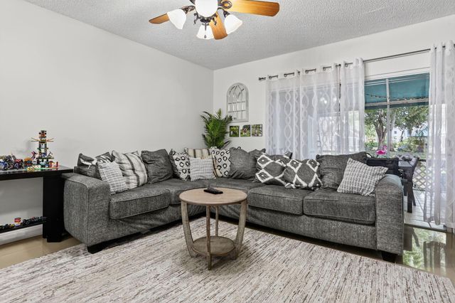7156 Woodmont Avenue, Tamarac, FL 33321