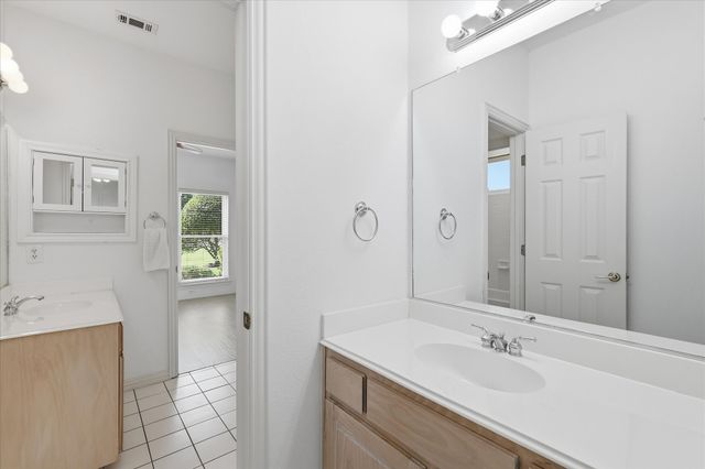 133 E View Court, Double Oak, TX 75077