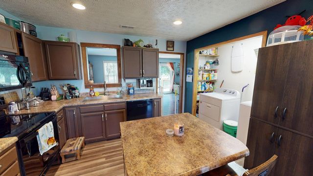 465 W Coleman Road, Science Hill, KY 42553