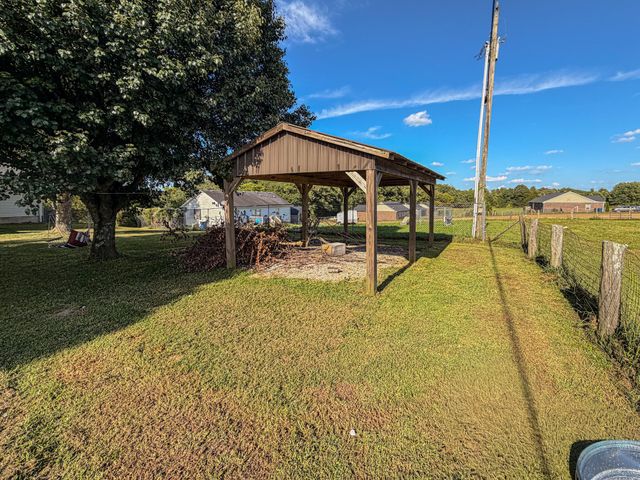 465 W Coleman Road, Science Hill, KY 42553