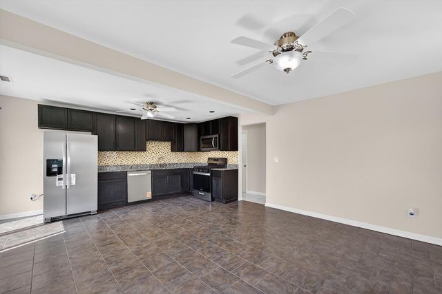 2412 Eaton LANE, Mount Pleasant, WI 53404