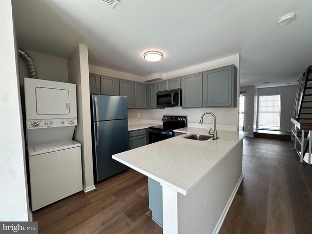 1818 BRYANT ST NE, Washington, DC 20018