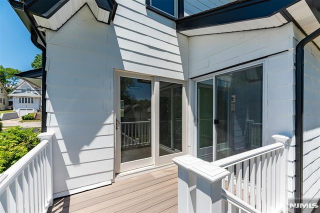 693 Chestnut, Teaneck, NJ 07666
