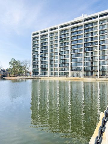 2015 S Finley Road 812, Lombard, IL 60148