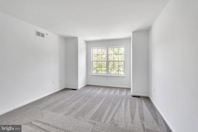 3 TROUT RD, Blackwood, NJ 08012