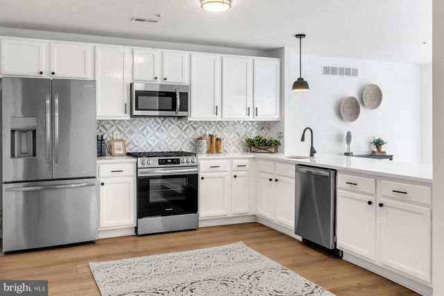 3 TROUT RD, Blackwood, NJ 08012