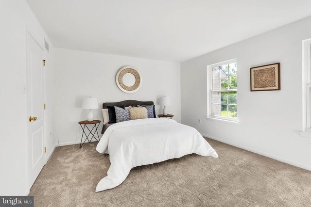 3 TROUT RD, Blackwood, NJ 08012