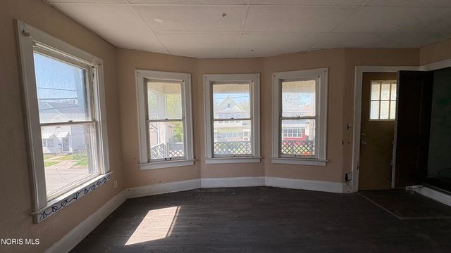 318 Troy Street, Toledo, OH 43611