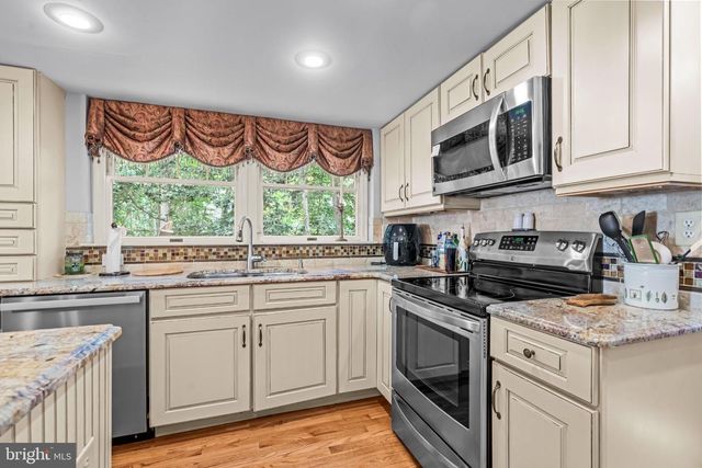213 HURFFVILLE RD, Sewell, NJ 08080