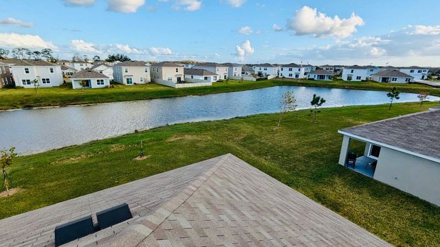 8954 FORGE BREEZE LOOP, Wesley Chapel, FL 33545