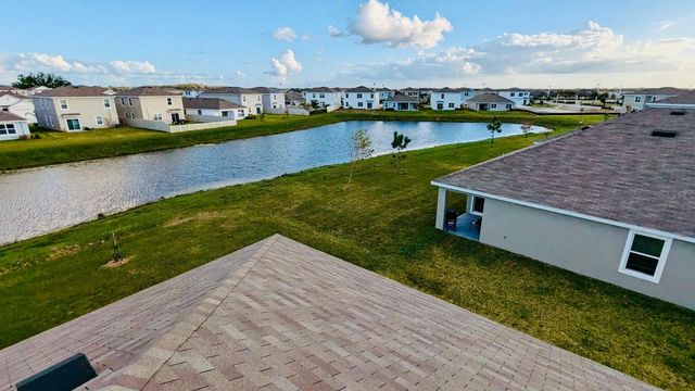 8954 FORGE BREEZE LOOP, Wesley Chapel, FL 33545