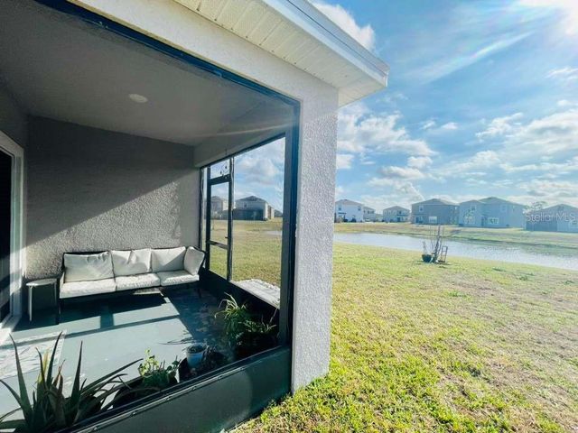 8954 FORGE BREEZE LOOP, Wesley Chapel, FL 33545