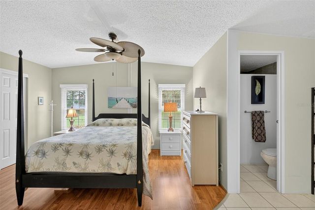 517 LA PLAYA CIRCLE, North Port, FL 34287