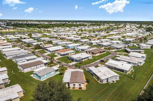 517 LA PLAYA CIRCLE, North Port, FL 34287