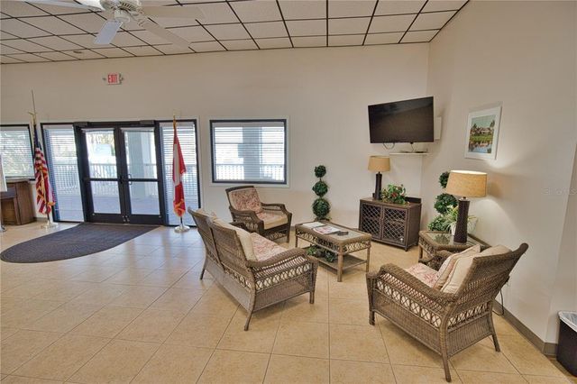 517 LA PLAYA CIRCLE, North Port, FL 34287