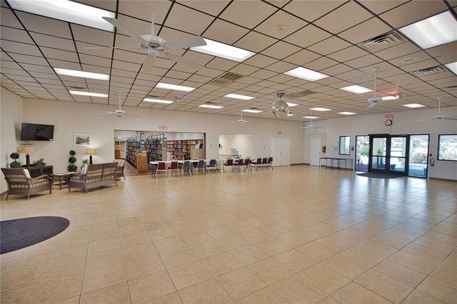 517 LA PLAYA CIRCLE, North Port, FL 34287