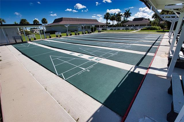 517 LA PLAYA CIRCLE, North Port, FL 34287