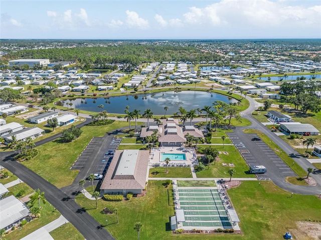 517 LA PLAYA CIRCLE, North Port, FL 34287