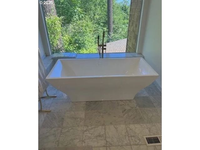 3800 Sw HUMPHREY Blvd, Portland, OR 97035