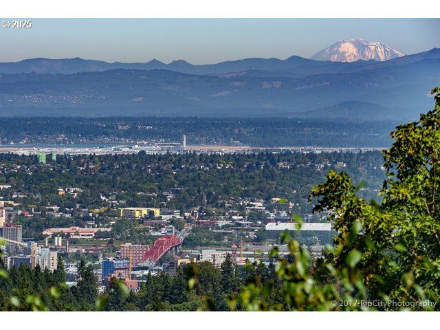 3800 Sw HUMPHREY Blvd, Portland, OR 97035