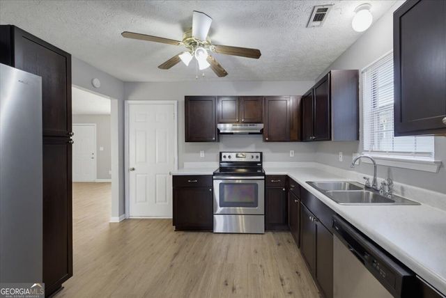 604 Village Way, Stockbridge, GA 30281