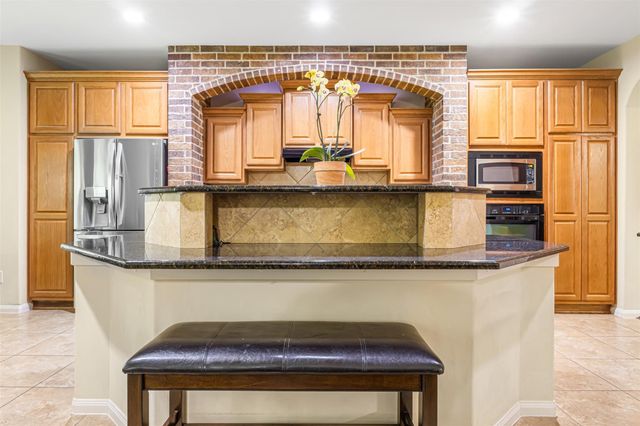 17519 Indigo Hills Drive, Magnolia, TX 77355